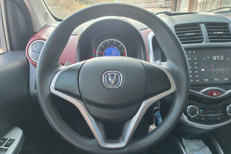 Used CHANGAN Benni 2015 1.4L IMT Luxury Model China V Standard Interior 2