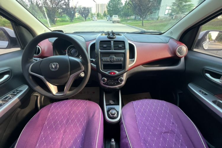 Used CHANGAN Benni 2015 1.4L IMT Luxury Model China V Standard Interior 3