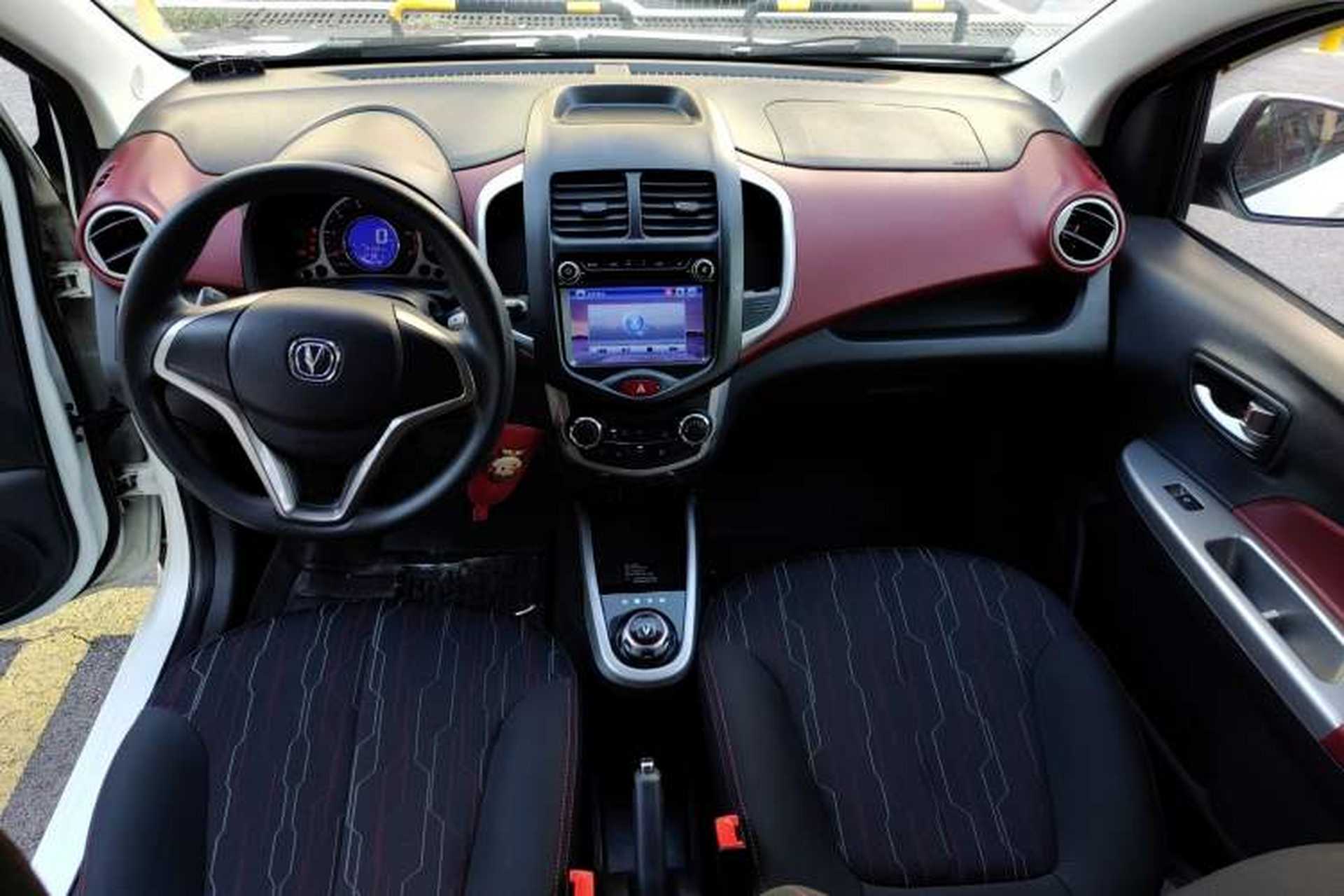 Used CHANGAN Benni 2015 1.4L IMT Luxury Model China V Standard Interior 3
