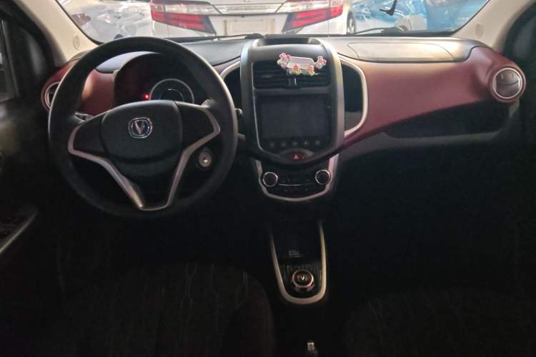 Used CHANGAN Benni 2015 1.4L IMT Luxury Model China V Standard Interior 3
