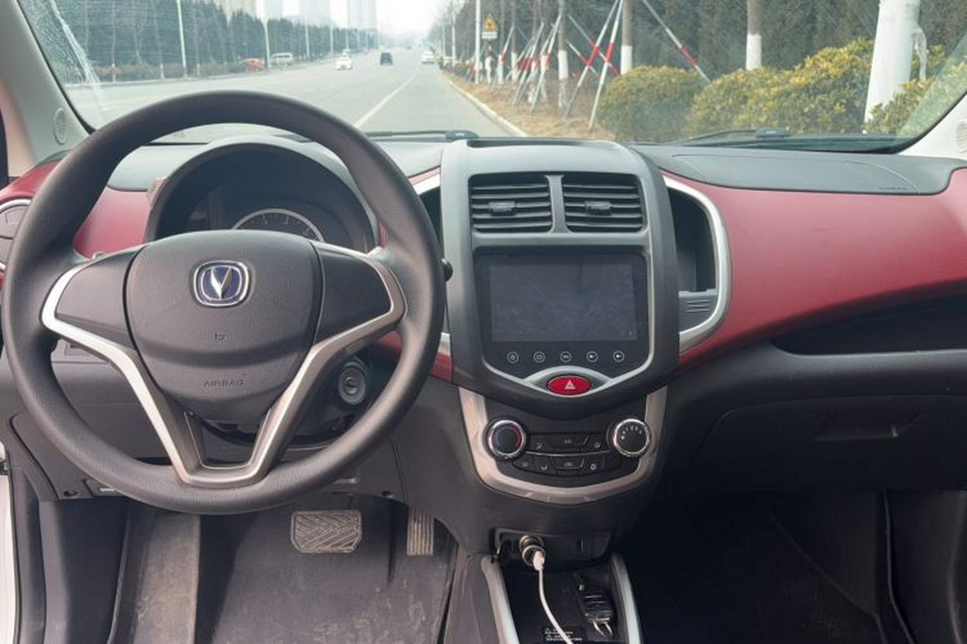 Used CHANGAN Benni 2015 1.4L IMT Luxury Model China V Standard Interior 3