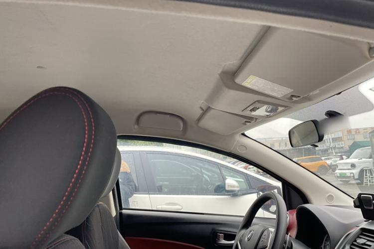 Used CHANGAN Benni 2015 1.4L IMT Luxury Model China IV Interior 4