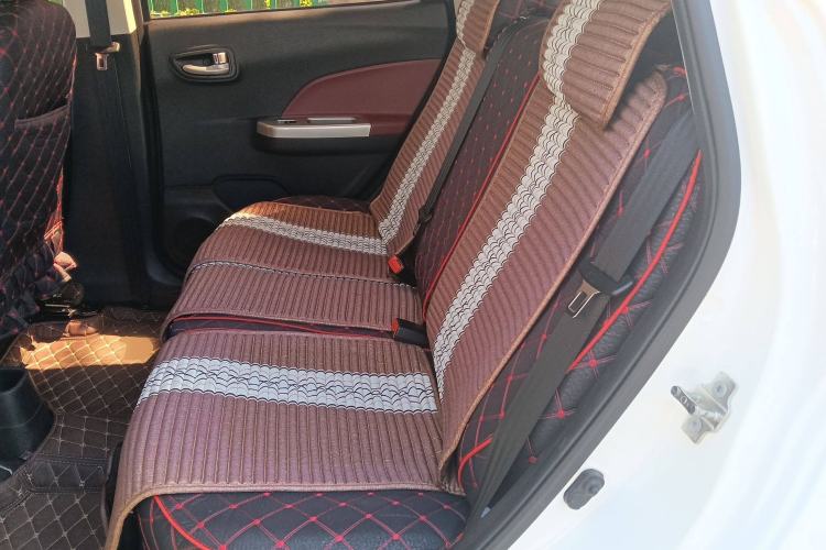 Used CHANGAN Benni 2015 1.4L Manual Luxury Model China IV Standard Interior 4