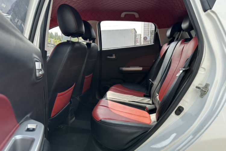 Used CHANGAN Benni 2015 1.4L Manual Luxury Model China V Standard Interior 7