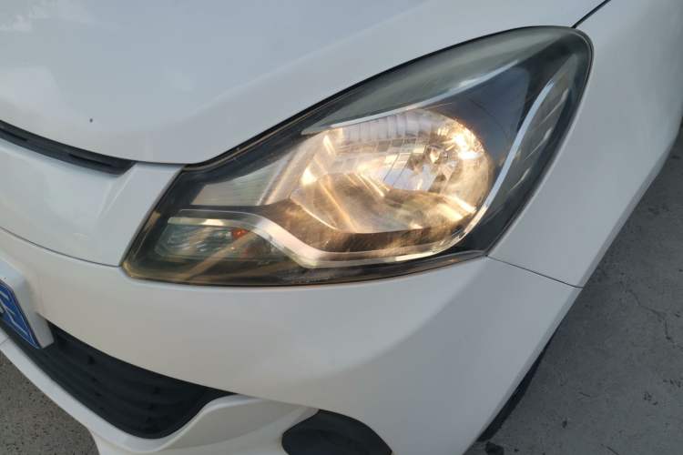 Used CHANGAN Benni 2015 1.4L Manual Luxury Model China V Standard Left Front Headlight