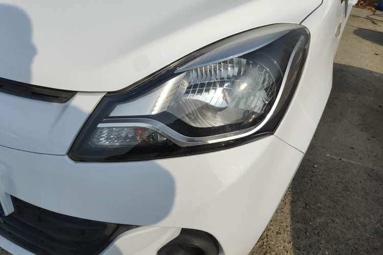 Used CHANGAN Benni 2015 1.4L IMT Prestige Model China V Standard Left Front Headlight