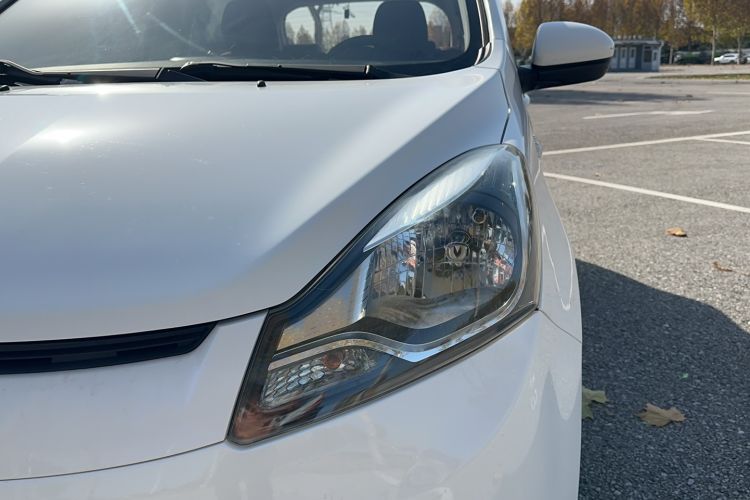 Used CHANGAN Benni 2015 1.4L IMT Luxury Model China V Standard Left Front Headlight