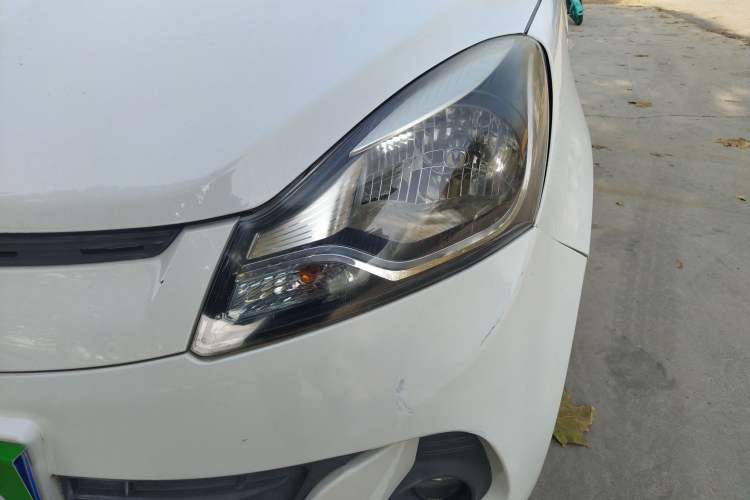 Used CHANGAN Benni 2015 1.4L IMT Luxury Model China IV Left Front Headlight