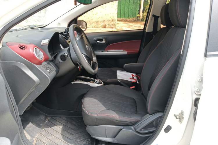 Used CHANGAN Benni 2015 1.4L IMT Prestige Model China V Standard Left Front Seat