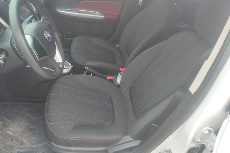 Used CHANGAN Benni 2015 1.4L IMT Luxury Model China V Standard Left Front Seat