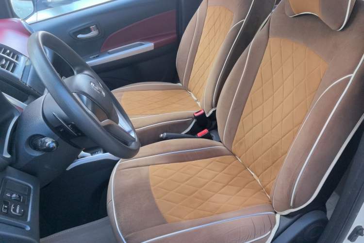 Used CHANGAN Benni 2015 1.4L IMT Luxury Model China V Standard Left Front Seat