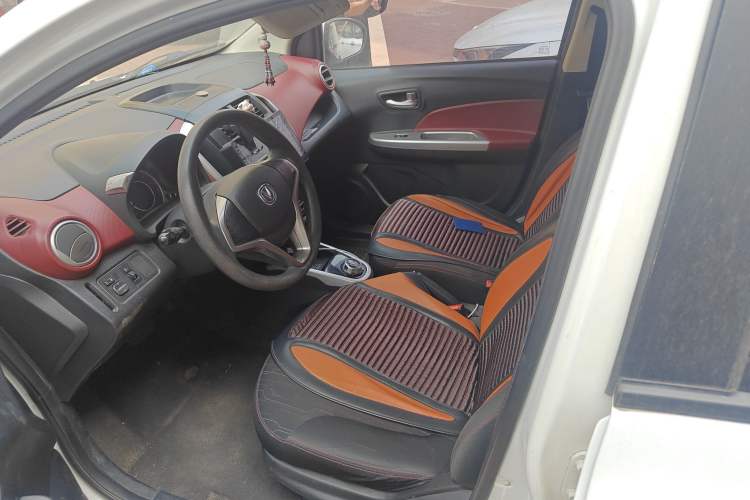 Used CHANGAN Benni 2015 1.4L IMT Luxury Model China V Standard Left Front Seat