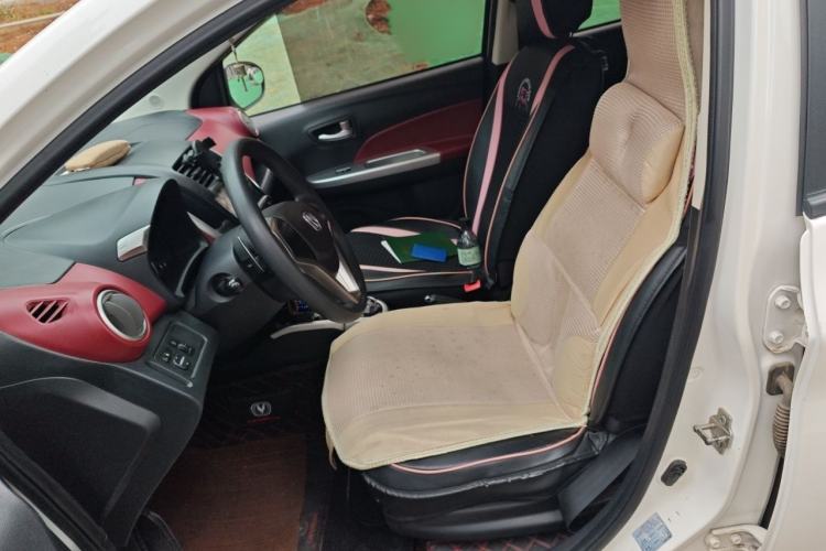 Used CHANGAN Benni 2015 1.4L IMT Luxury Model China V Standard Left Front Seat