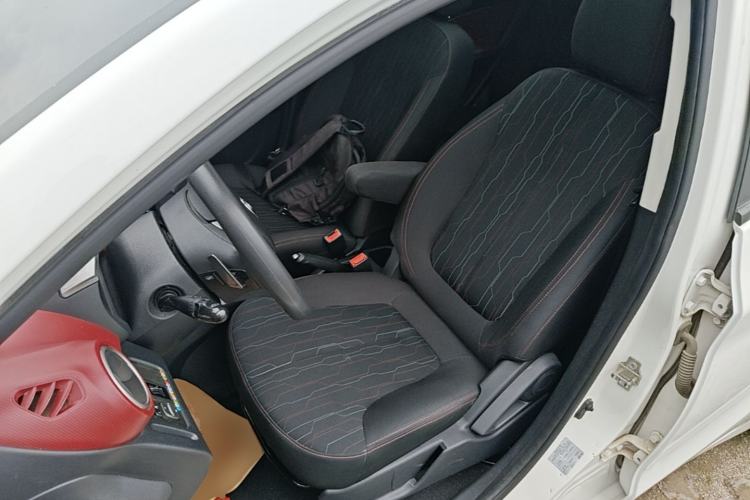Used CHANGAN Benni 2015 1.4L IMT Sunroof Version China V Standard Left Front Seat