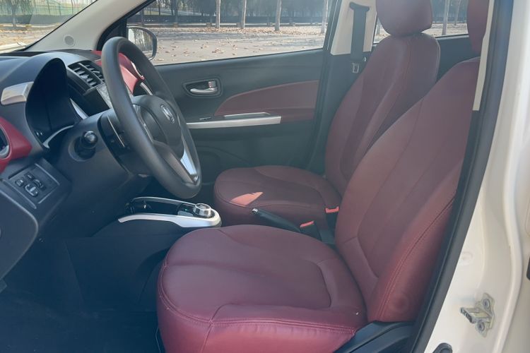 Used CHANGAN Benni 2015 1.4L IMT Luxury Model China V Standard Left Front Seat