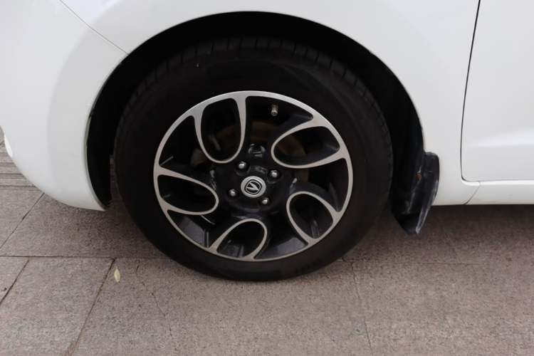 Used CHANGAN Benni 2015 1.4L IMT Prestige Model China V Standard Left Front Wheel Hub