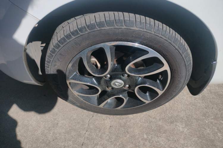 Used CHANGAN Benni 2015 1.4L Manual Luxury Model China V Standard Left Front Wheel Hub