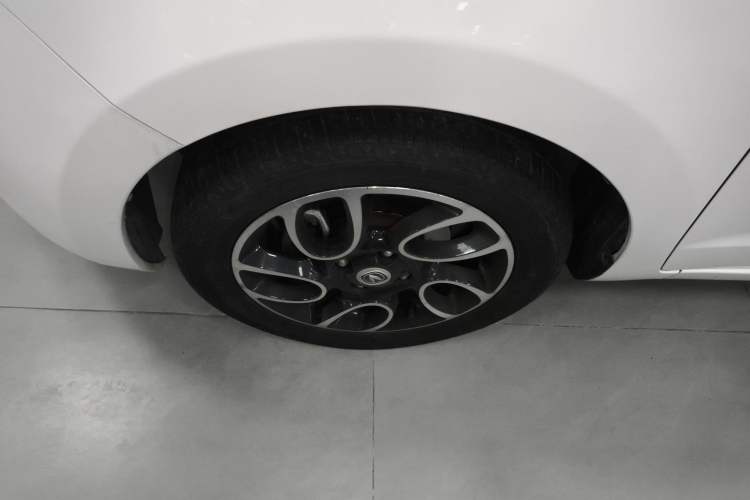 Used CHANGAN Benni 2015 1.4L IMT Prestige Model China V Standard Left Front Wheel Hub