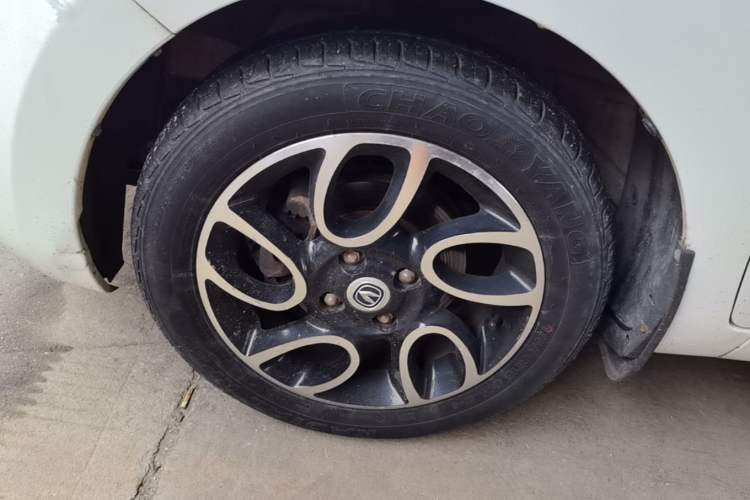 Used CHANGAN Benni 2015 1.4L IMT Luxury Model China IV Left Front Wheel Hub