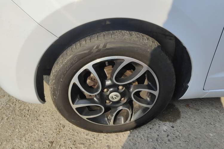 Used CHANGAN Benni 2015 1.4L IMT Prestige Model China V Standard Left Front Wheel Hub