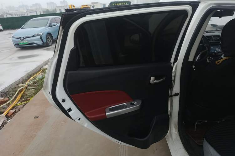 Used CHANGAN Benni 2015 1.4L IMT Luxury Version China IV Standard Left Rear Door Interior