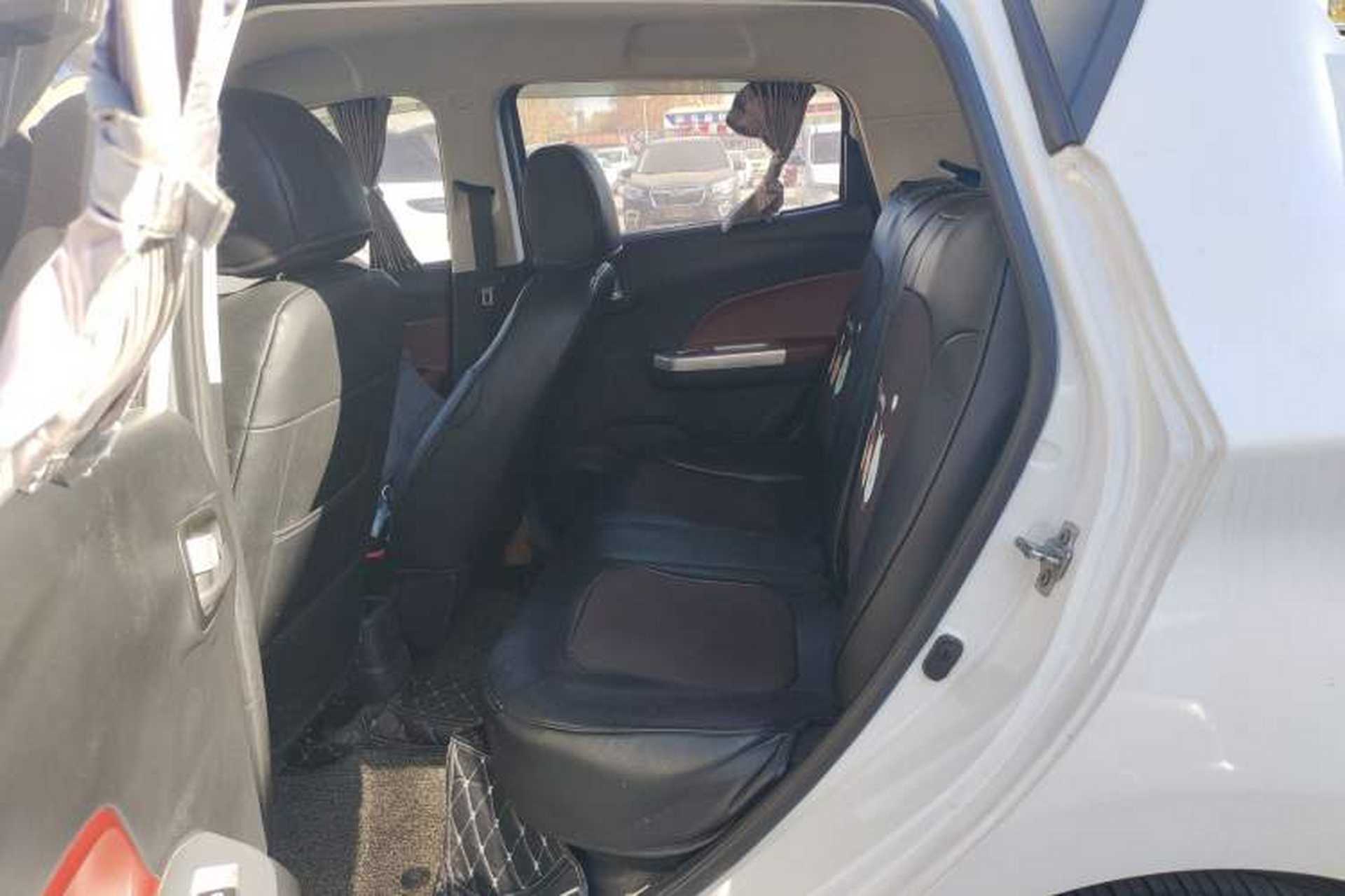 Used CHANGAN Benni 2015 1.4L IMT Luxury Model China V Standard Left Rear Seat