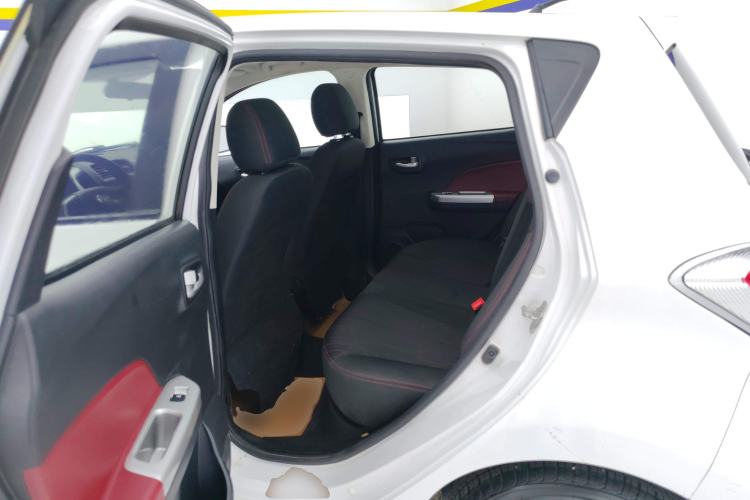 Used CHANGAN Benni 2015 1.4L IMT Sunroof Version China IV Standard Left Rear Seat