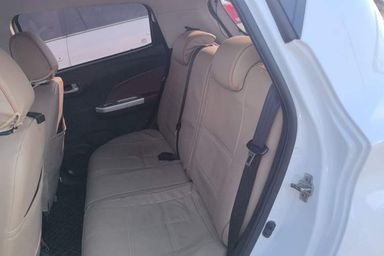 Used CHANGAN Benni 2015 1.4L IMT Luxury Model China V Standard Left Rear Seat