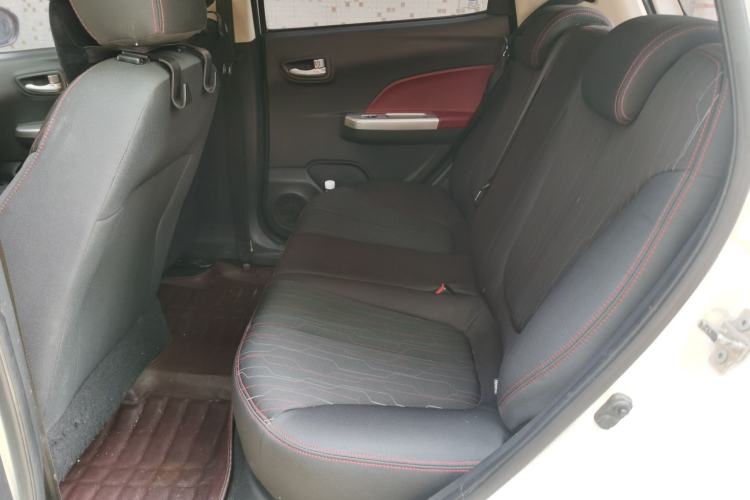 Used CHANGAN Benni 2015 1.4L IMT Luxury Model China V Standard Left Rear Seat