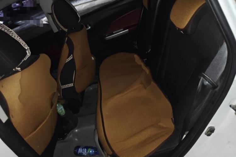 Used CHANGAN Benni 2015 1.4L IMT Sunroof Version China IV Standard Left Rear Seat