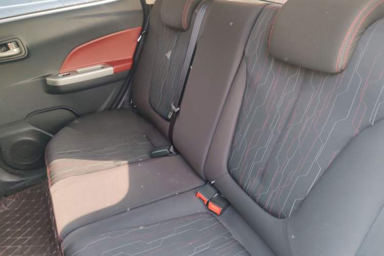 Used CHANGAN Benni 2015 1.4L Manual Luxury Model China V Standard Left Rear Seat