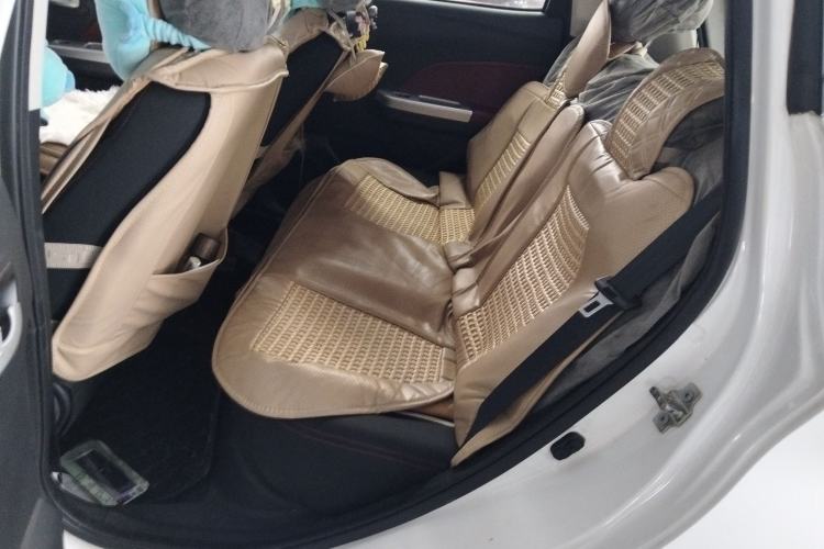 Used CHANGAN Benni 2015 1.4L IMT Luxury Model China V Standard Left Rear Seat