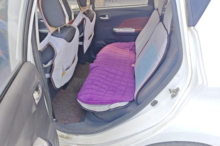 Used CHANGAN Benni 2015 1.4L IMT Prestige Model China V Standard Left Rear Seat