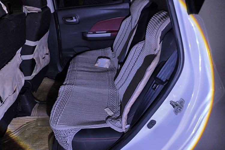 Used CHANGAN Benni 2015 1.4L IMT Luxury Version China IV Standard Left Rear Seat