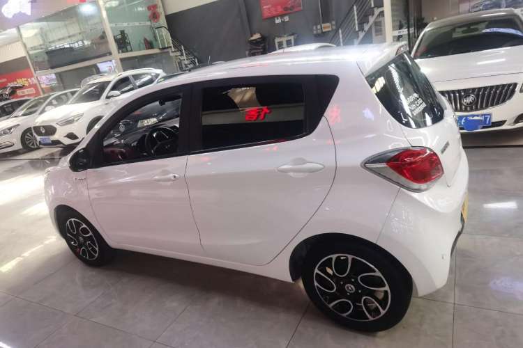 Used CHANGAN Benni 2015 1.4L IMT Luxury Model China V Standard Left Side