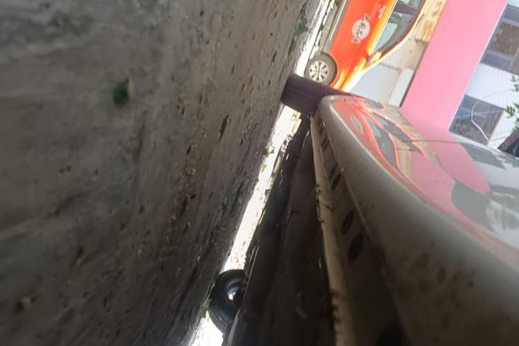 Used CHANGAN Benni 2015 1.4L IMT Luxury Model China V Standard Left Side Sill