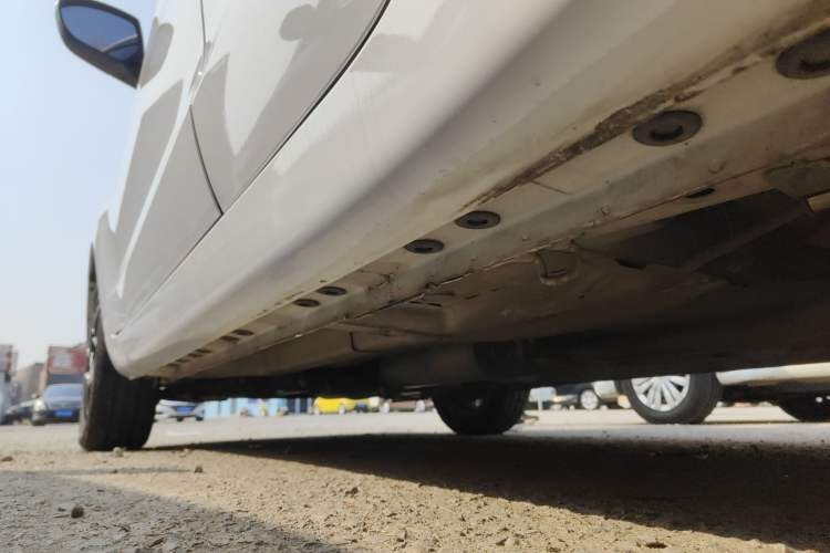 Used CHANGAN Benni 2015 1.4L IMT Prestige Model China V Standard Left Side Sill
