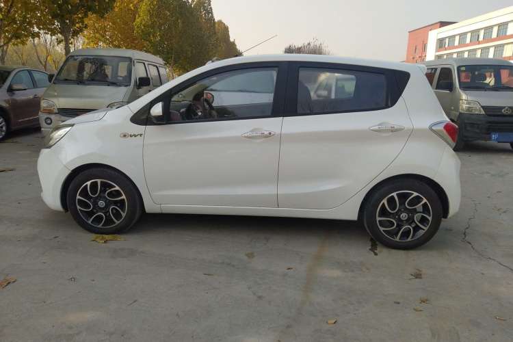 Used CHANGAN Benni 2015 1.4L IMT Luxury Model China IV Left Side