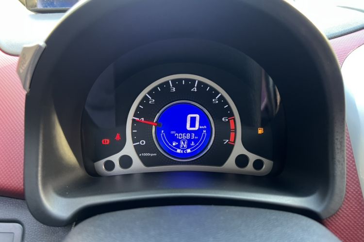 Used CHANGAN Benni 2015 1.4L IMT Luxury Model China V Standard Odometer Close Up