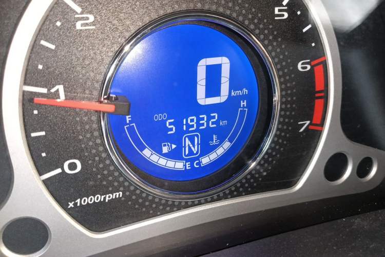 Used CHANGAN Benni 2015 1.4L IMT Prestige Model China V Standard Odometer Close Up