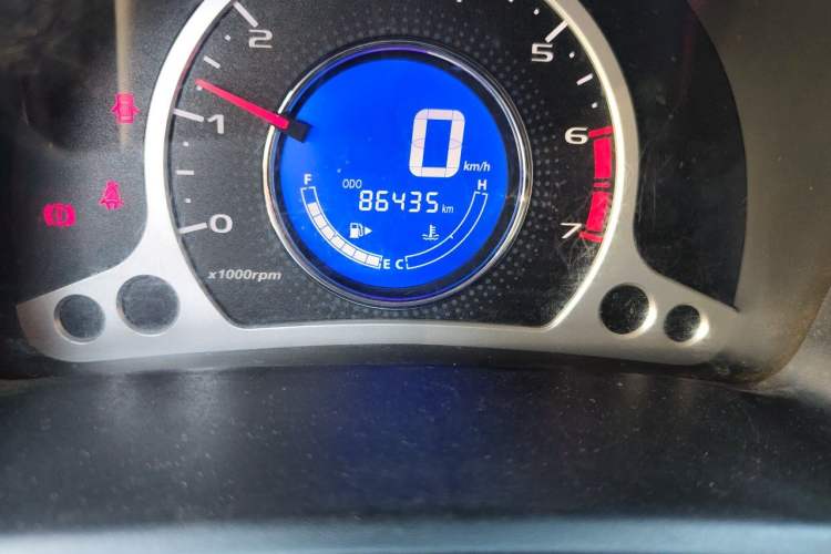 Used CHANGAN Benni 2015 1.4L Manual Luxury Model China V Standard Odometer Close Up