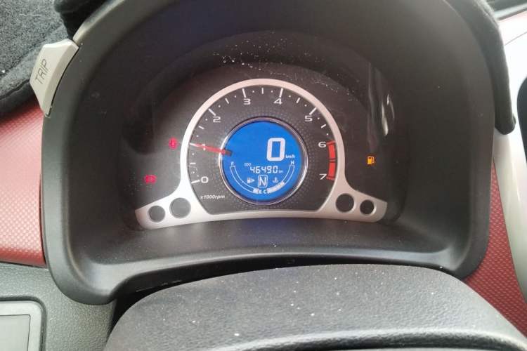 Used CHANGAN Benni 2015 1.4L IMT Luxury Model China V Standard Odometer Close Up