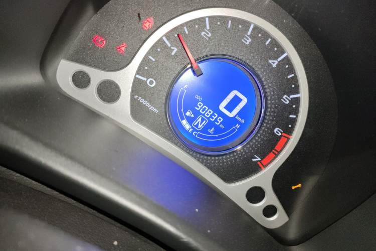 Used CHANGAN Benni 2015 1.4L IMT Luxury Model China IV Odometer Close Up