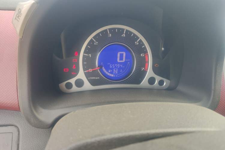 Used CHANGAN Benni 2015 1.4L IMT Sunroof Version China V Standard Odometer Close Up