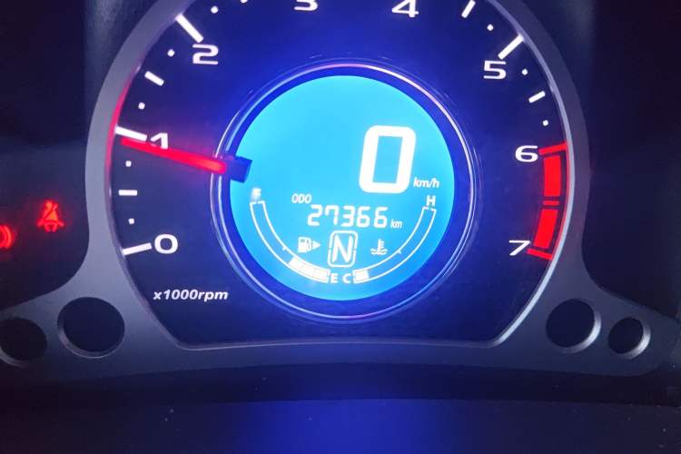 Used CHANGAN Benni 2015 1.4L IMT Prestige Model China V Standard Odometer Close Up