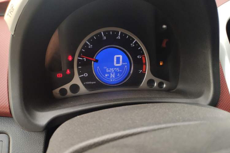 Used CHANGAN Benni 2015 1.4L IMT Prestige Model China V Standard Odometer Close Up