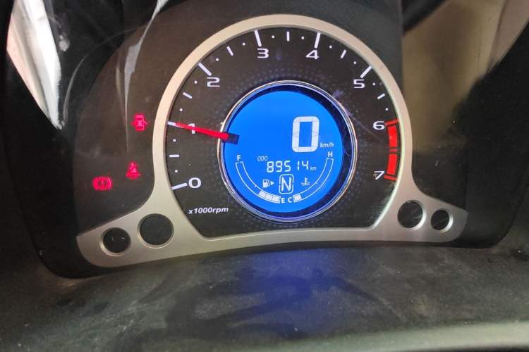 Used CHANGAN Benni 2015 1.4L IMT Prestige Model China V Standard Odometer Close Up