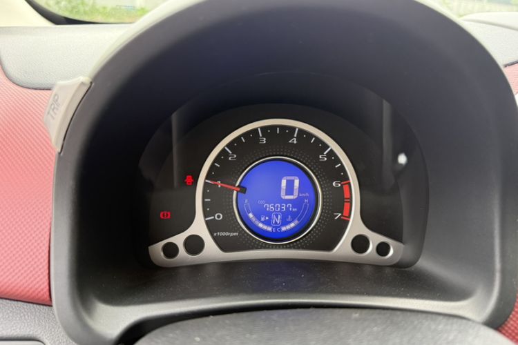 Used CHANGAN Benni 2015 1.4L IMT Prestige Model China V Standard Odometer Close Up