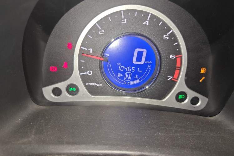 Used CHANGAN Benni 2015 1.4L IMT Sunroof Version China IV Standard Odometer Close Up