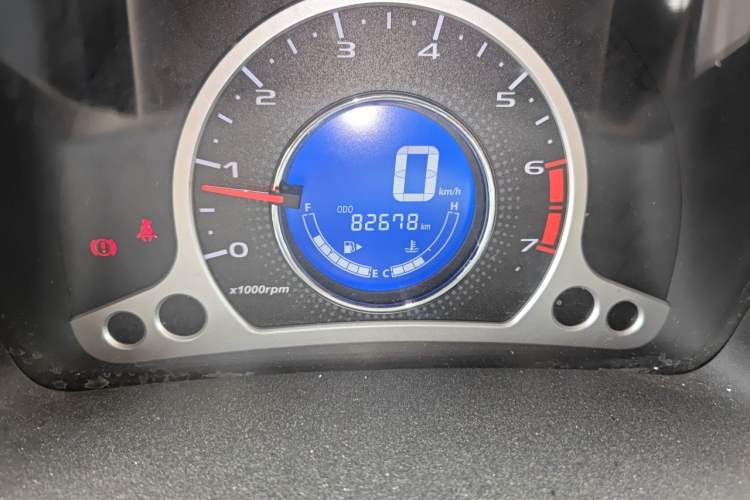 Used CHANGAN Benni 2015 1.4L Manual Sunroof Version China V Standard Odometer Close Up